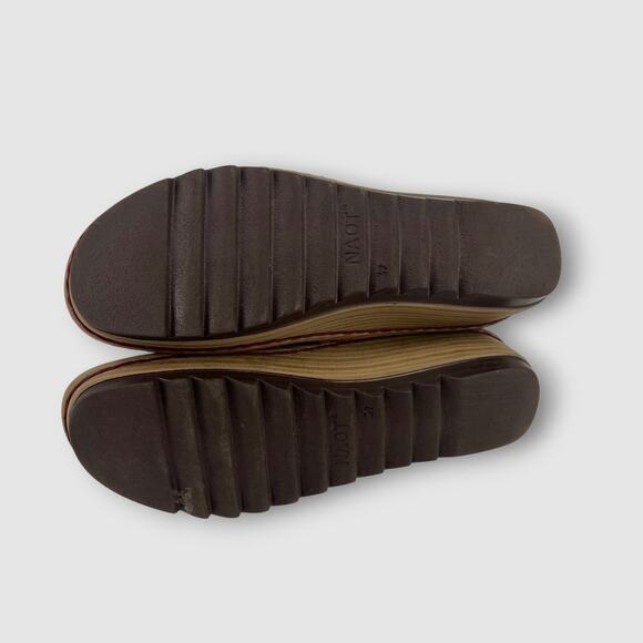 Naot Leather Ankle Strap Mary Jane Shoes Comfort Platform Flats Size 39 - Picture 9 of 12